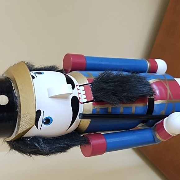 Nutcracker Guard Uniform Rifle Solid Wood Soldier Blue Red Gold Black White - Picture 3 of 9